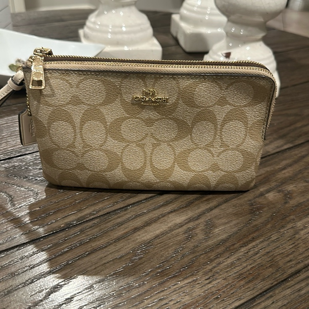 Light Khaki Coach Signature Print Double Zip Corner Wallet Gold Hardware
